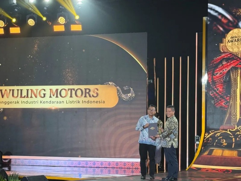 Wuling Indonesia gewinnt die Auszeichnung „Führendes Unternehmen in Indonesiens Elektrofahrzeugindustrie“ für 2025