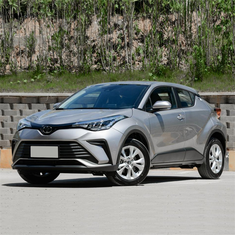 Toyota IZOA Benzin-SUV